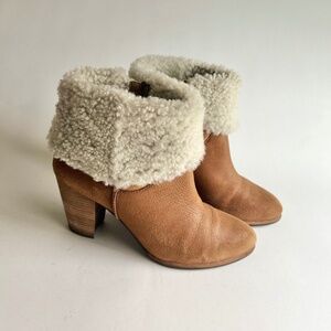 UGG Tan Suede Genuine Sheepskin Leather Heeled Ankle Boots size 10